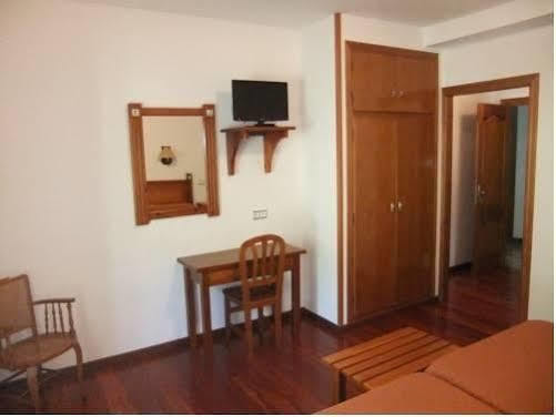 ברוטו Hotel Latre מראה חיצוני תמונה