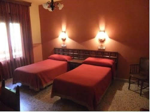 ברוטו Hotel Latre מראה חיצוני תמונה